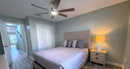 Beautiful Remodeled Townhome in Southern Dunes