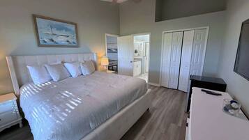Townhome, Multiple Beds, Golf View (2473SAB) | 3 bedrooms, iron/ironing board, bed sheets