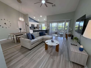 Townhome, Multiple Beds, Golf View (2473SAB) | Living area