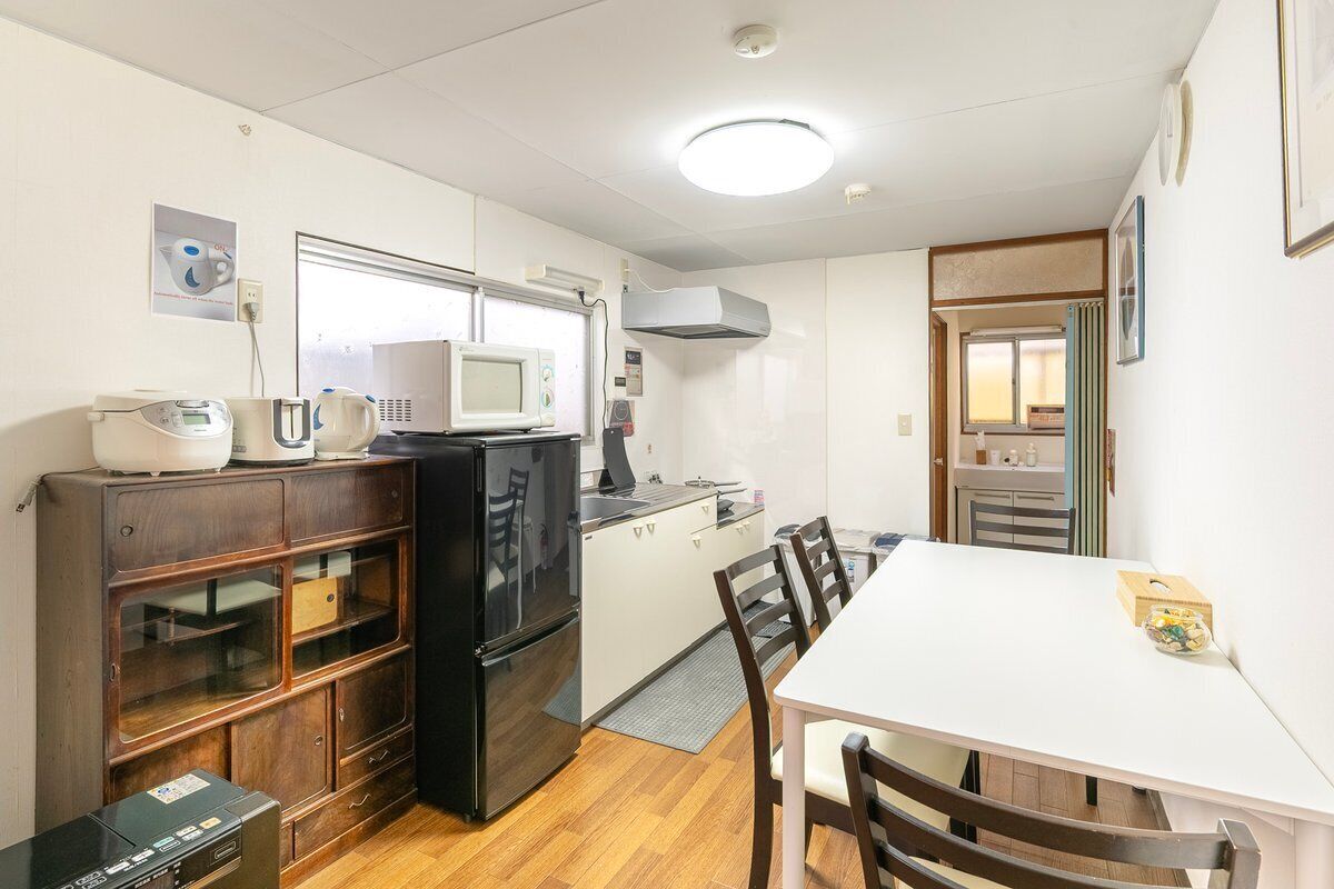 Fridge, microwave, cookware/dishes/utensils