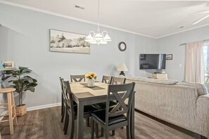 Dining - The Coastal Catch Ground-Floor Oasis near Beach, Pool & Golf (Little River)