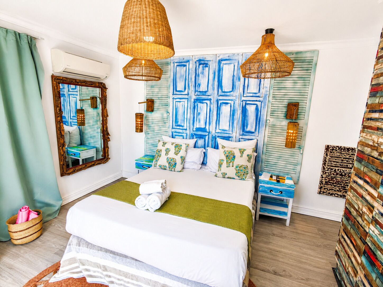 Deluxe Double Room, Patio, Pool View