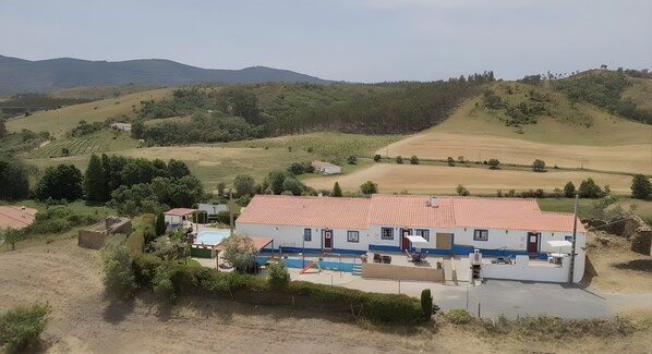 Esterni