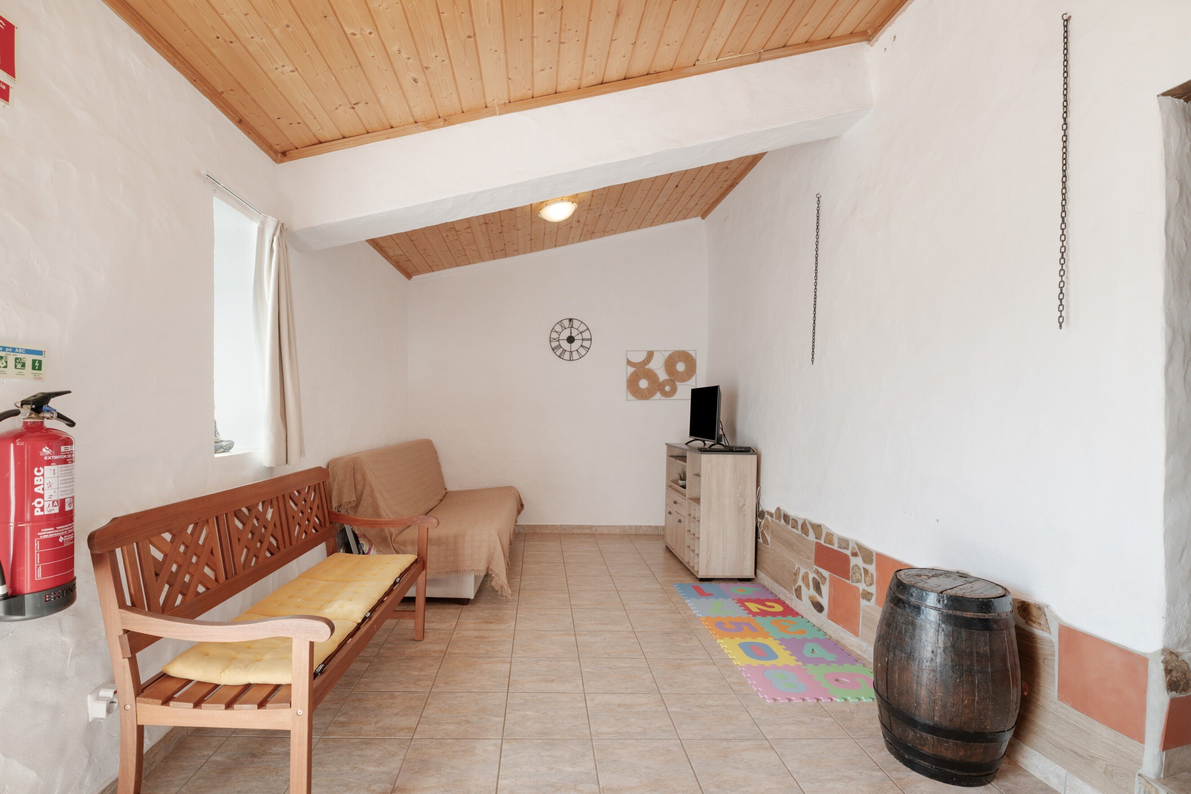 Fernseher, Kamin