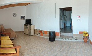 Interni