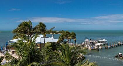 Unwind in Paradise at The Hammocks at Marathon – 2 Bedroom Escape!