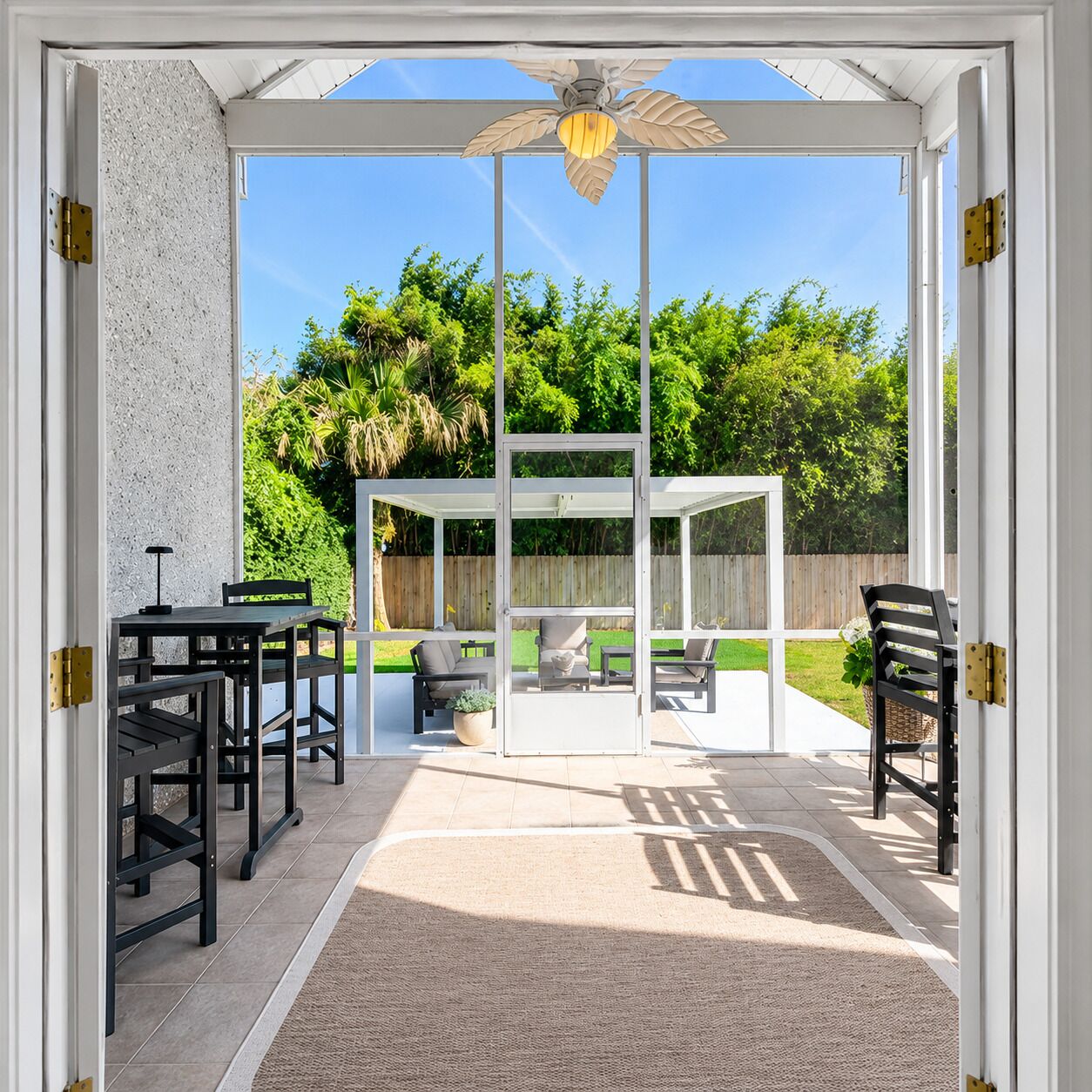 Outdoor dining
