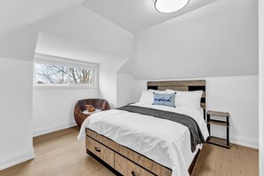 4 sovrum, strykjärn/strykbräda, wi-fi och sängkläder