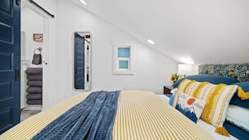 Een strijkplank/strijkijzer, gratis wifi, beddengoed