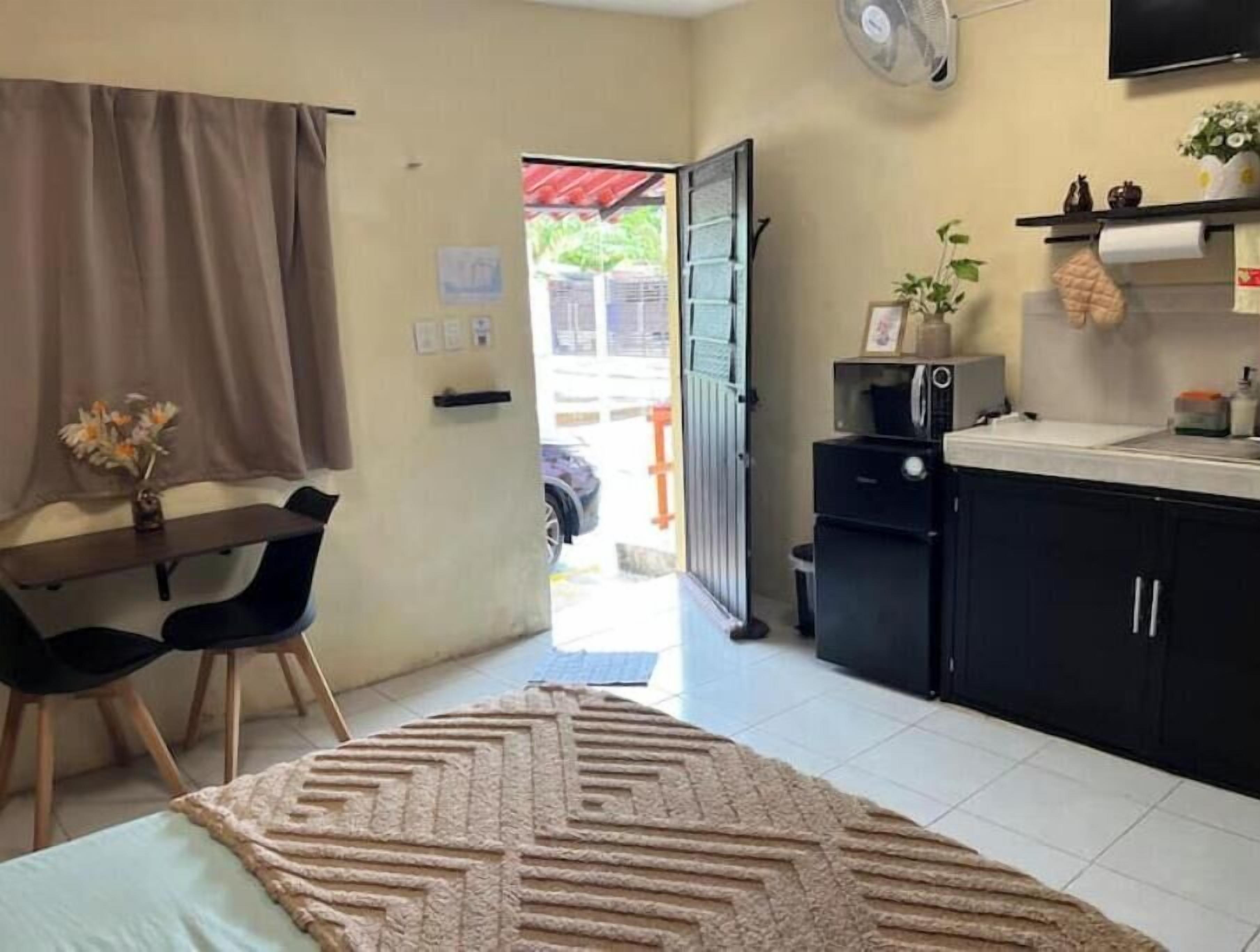 1 dormitorio, tabla de planchar con plancha, wifi gratis y ropa de cama