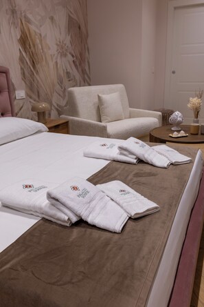 ARMONIA | In-room safe, free WiFi - PALAZZO SOSPIRI (Bisceglie)