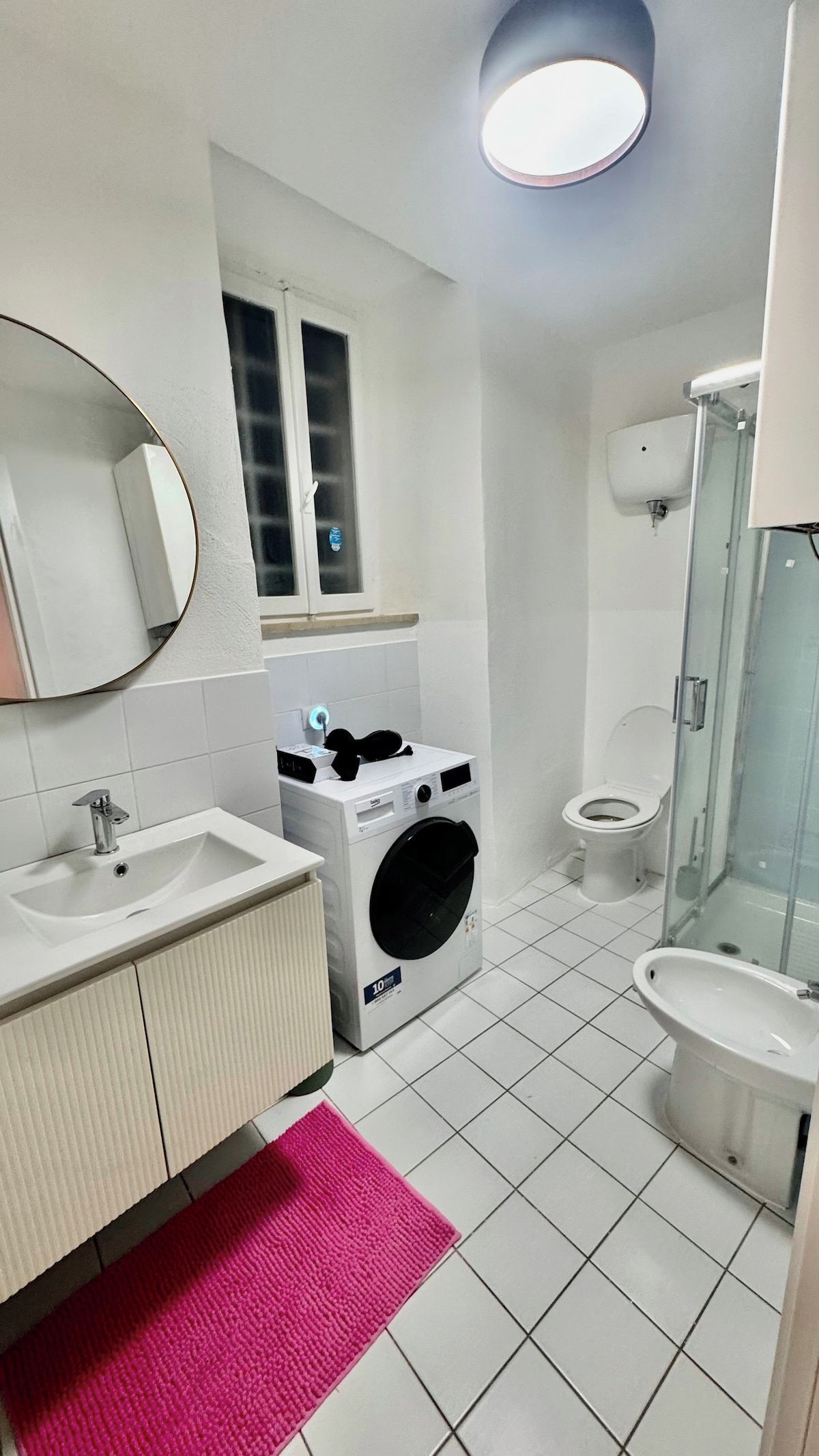 Hair dryer, towels