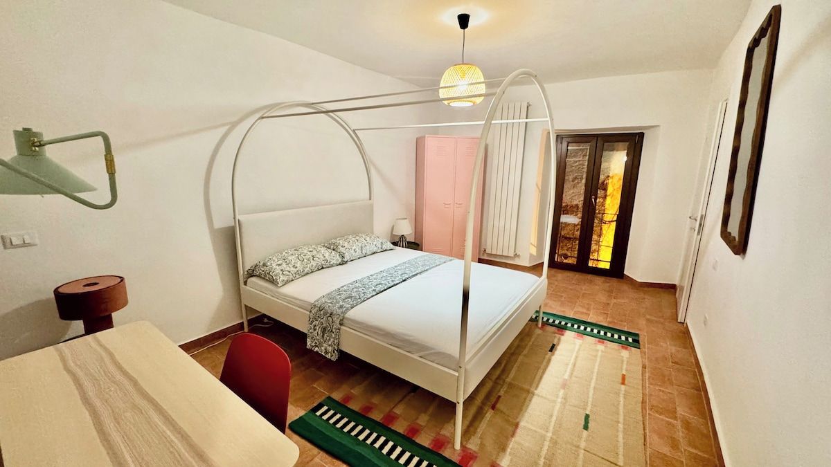 2 bedrooms, desk, free WiFi