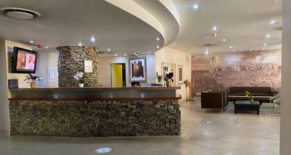 Mapungubwe's Diamond Hotel