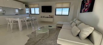 White Loft - 6 personnes - toit-terrasse avec vue panoramique