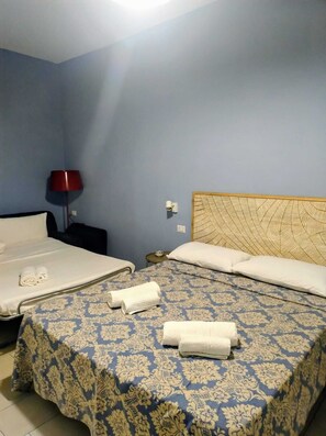 Blackout drapes, free WiFi - Chiaia Corner (Napoli)