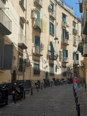 Exterior - Chiaia Corner (Napoli)