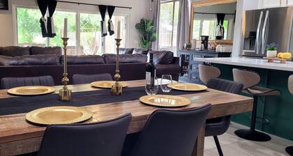 Relaxing Golf View Home near Westgate/Stadium and Phoenix Raceway
