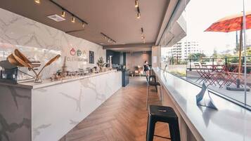 Departamento | Bar (en la propiedad)