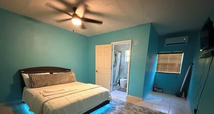 Single Bedroom with Bathroom and AC