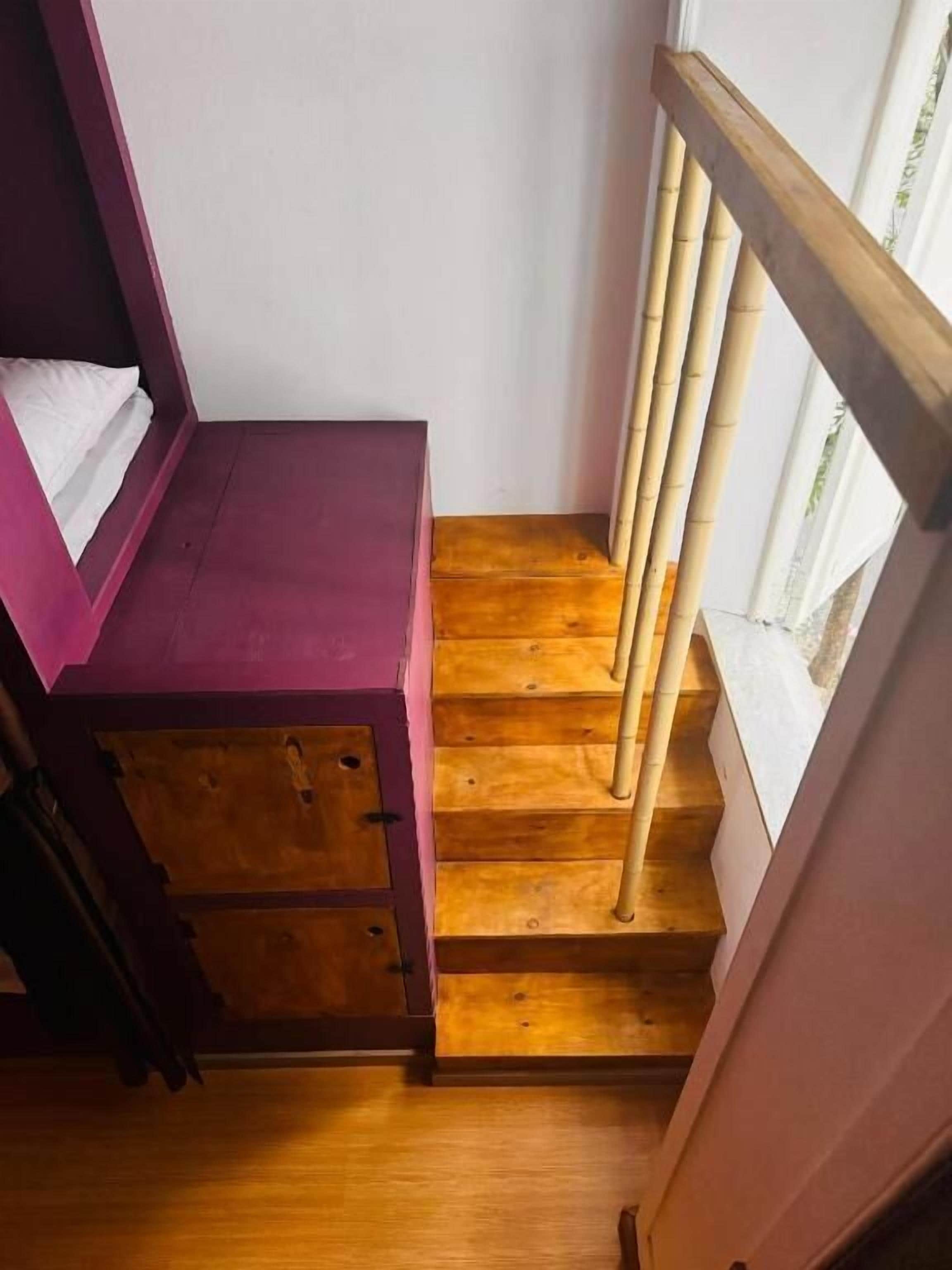 Dortoir Partagé Confort, vue ville | Intérieur