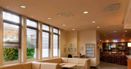 2 Person Holiday Park Home in Neu-isenburg