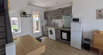 Maison bord de seine