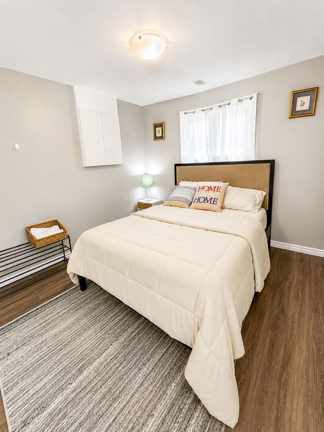 2 bedrooms, iron/ironing board, free WiFi
