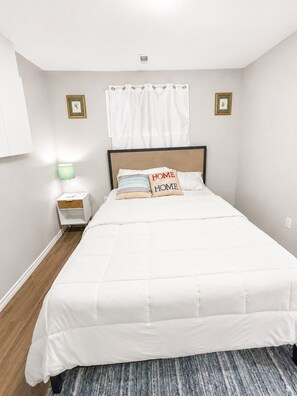 Room - Cozy Luxury Stay, Wi-Fi and fully equipped (Brantford)