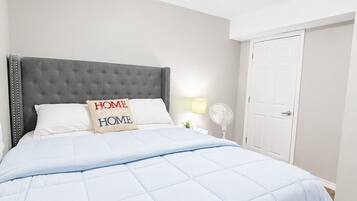 2 Schlafzimmer, Bügeleisen/Bügelbrett, kostenloses WLAN