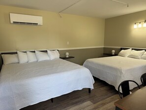 WiFi, bed sheets - Nestle Inn is a charming, historic hotel located in the heart of Hermann, MO (Hermann)