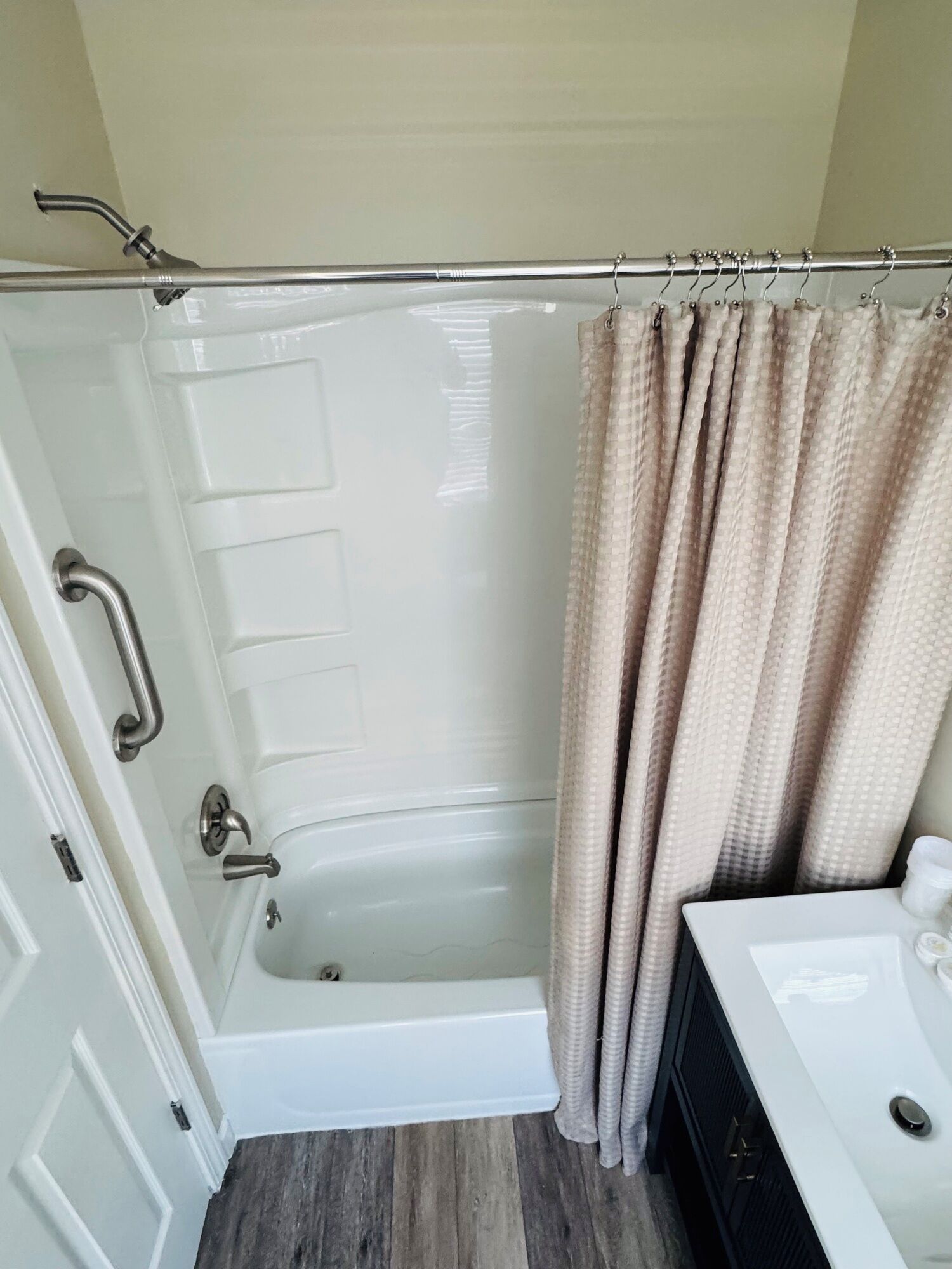 Hair dryer, towels