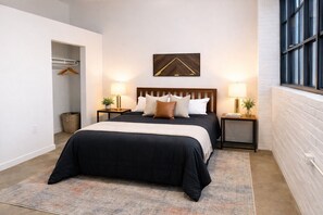 1 室のベッドルーム、アイロン / アイロン台、WiFi、ベッドシーツ