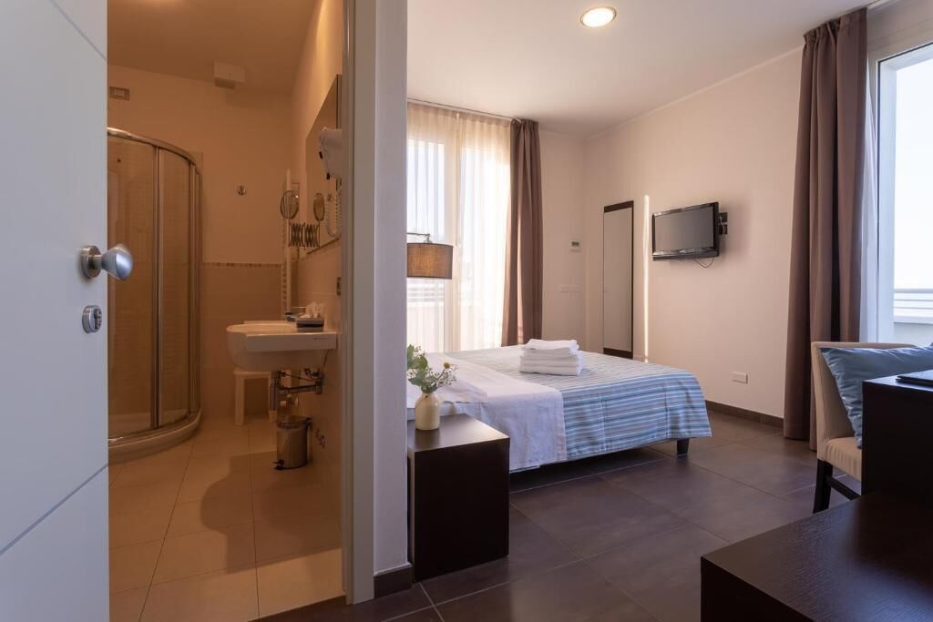 In-room safe, desk, blackout curtains, soundproofing