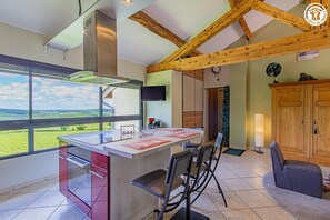 Microwave, oven, dishwasher - Le Clos des Vignes - VERZE (VERZE)
