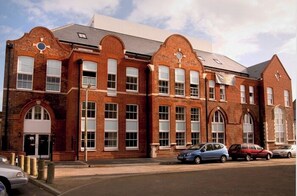 Exterior - Cosy and Stylish 1BD Flat in Central Margate (Kent)
