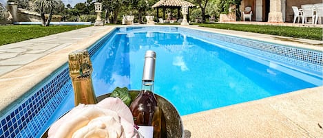 Beheizter Pool