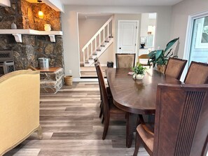 Dining - Grand Lakefront Escape at Lake of the Ozarks (Osage Beach)