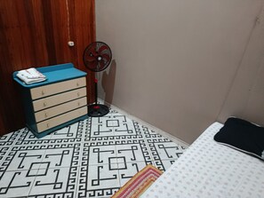 Iron/ironing board, WiFi, bed sheets - Vrbo Property (Santana)