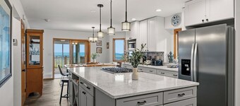 Stone Ridge by Avantstay Panoramic Views + Stargazing Firepit Game Room + Chef's Kitchen Near Hickory Run & Ski Resorts