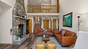 Interior - Stone Ridge by Avantstay Panoramic Views + Stargazing Firepit Game Room + Chef's Kitchen Near Hickory Run & Ski Resorts (Kunkletown)