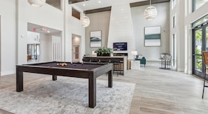 Billiards - Landing Furnished Apartments - Baymeadows (Jacksonville)