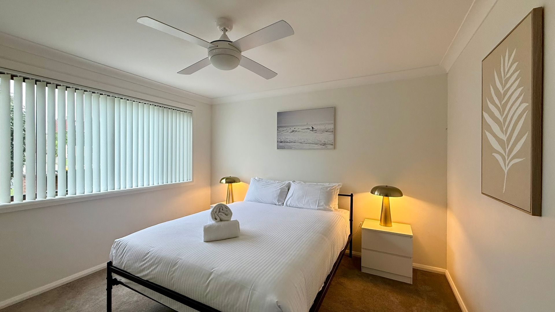 Iron/ironing board, free WiFi, bed sheets