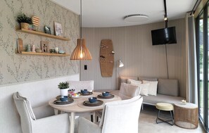 Interior - Lovely home in Hoogersmilde with swimming pool (Hoogersmilde)