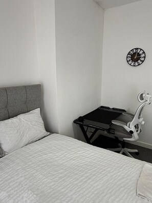 1 Schlafzimmer, WLAN, Bettwäsche