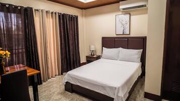 Deluxe Double Room, Balcony | Desk, laptop workspace, free WiFi