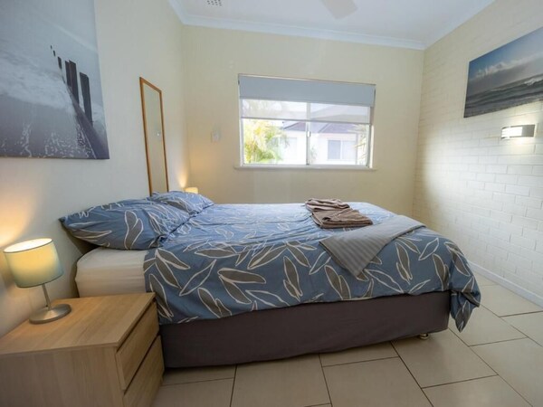 Apiwa Pelican Beach Front Apartments Kalbarri - Kalbarri