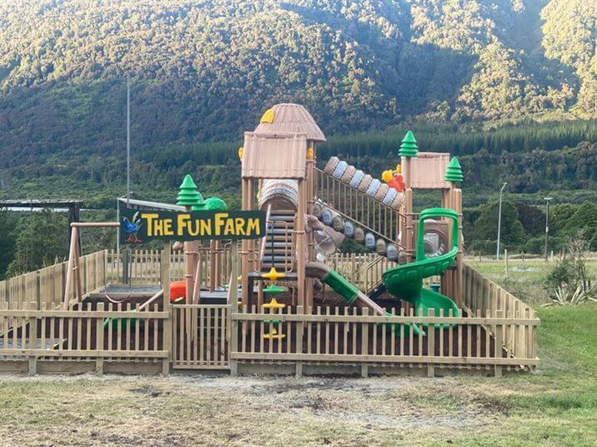 Apartment, 3 Bedrooms, Fireplace | Children’s area
