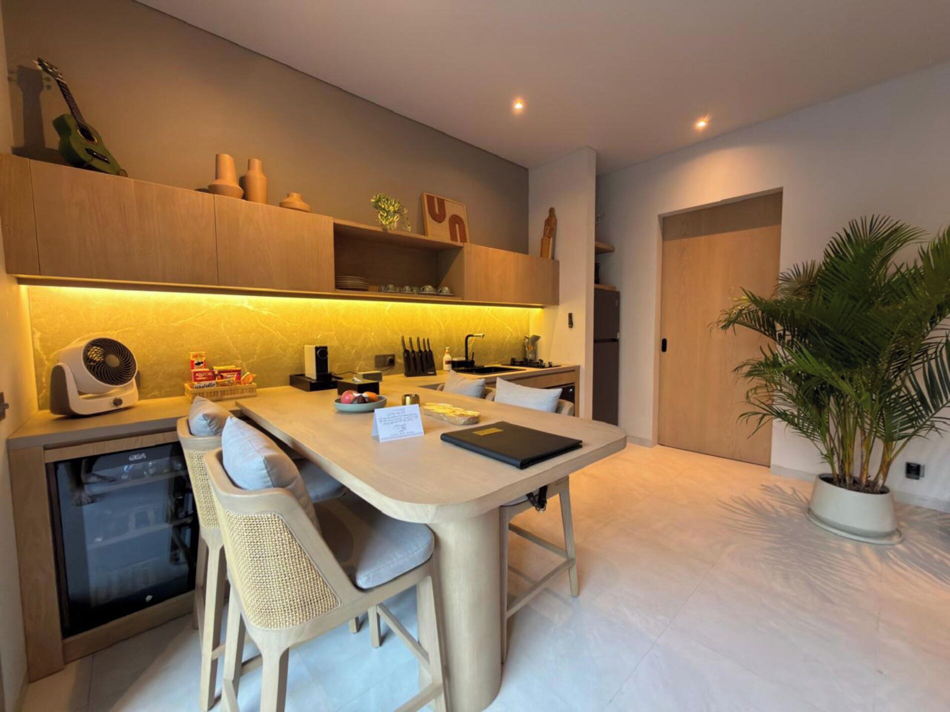 Luxury Villa, 2 Bedrooms, Private Pool | Dining room