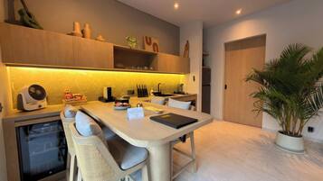 Luxury Villa, 2 Bedrooms, Private Pool | Dining room